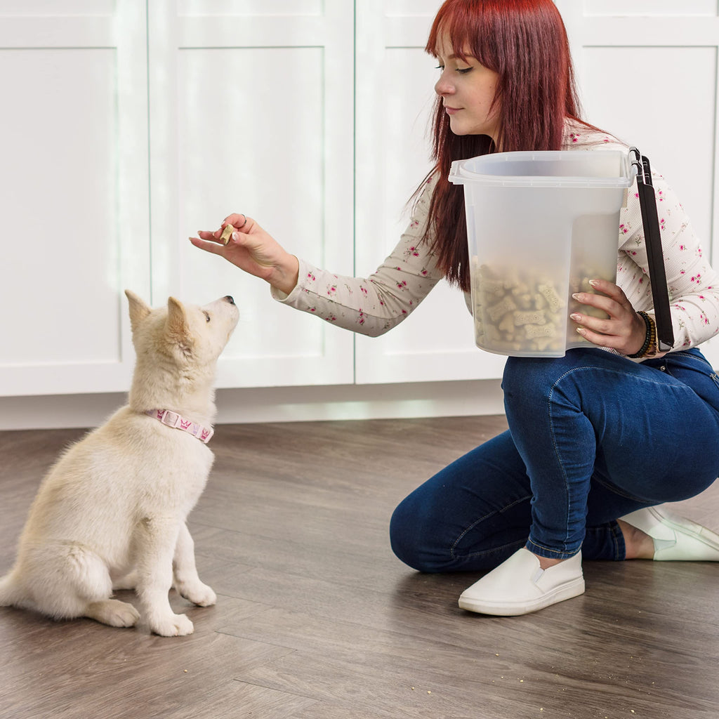 Black Dog Food Storage Container M712